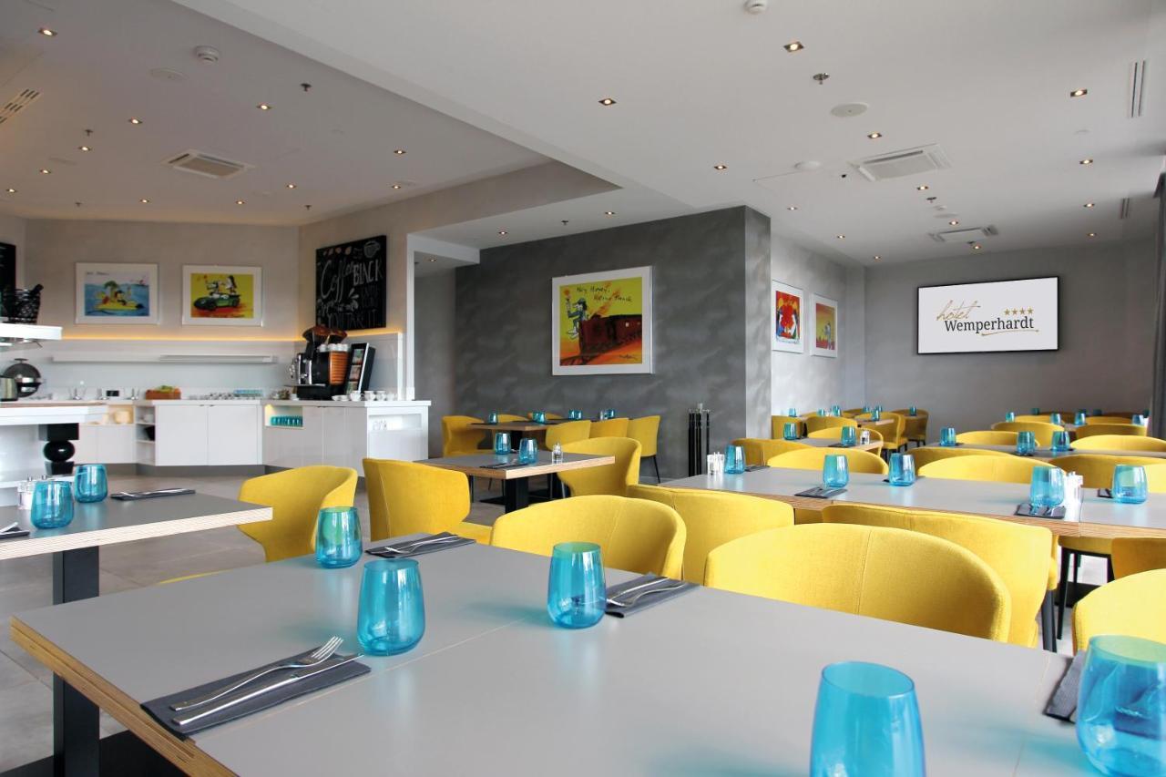 Hotel Wemperhardt Экстерьер фото