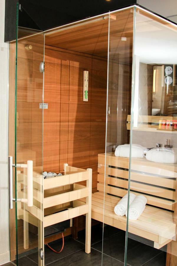 Hotel Wemperhardt Экстерьер фото