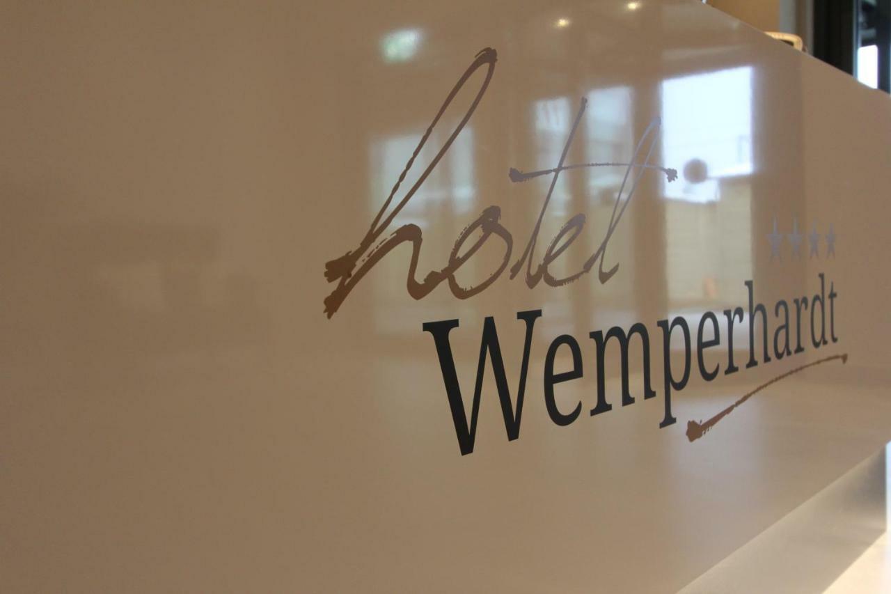 Hotel Wemperhardt Экстерьер фото
